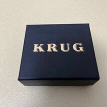 【送料込み】KRUG クリュッグ　ピンバッヂ　ピンズ　レア　非売品　入手困難品　ゴールドカラー　アクセサリー_画像3