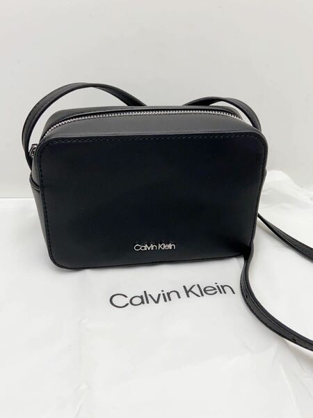 F645 未使用 Calvin Klein カルバンクライン レザー ショルダー ミニバッグ スマホポーチ 斜め掛け ブラック