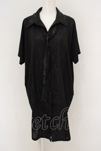 Qutie Frash / タイ付きシャツ ブラック O-24-03-15-120-QU-TO-OW-OS