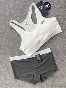 Reebok Reebok sports bra shorts set Lsize