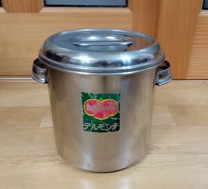 ステンレス製キッチンポット取手付き　　　　スープポット寸胴（中古）