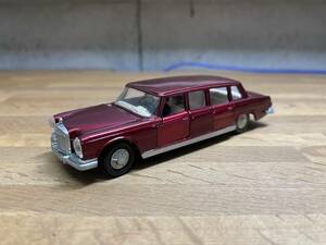  редкий распроданный Dinky Dinky Mercedes * Benz 600p Ла Манш W100 коробка есть корпус отличный 