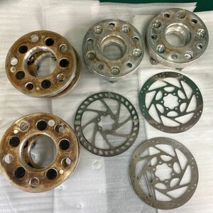 □/自動車部品/中古/ワイドレッドスペーサー/114.3-100-5HP1.5-1.5MM/Durax/ブレーキディスクパット/144-73