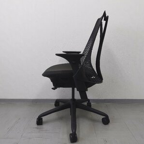 【美品】HermanMiller ハーマンミラー Sayl Chairs セイルチェア 11万 アジャスタブルアーム オフィスチェア デスクチェアの画像5