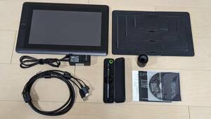 WACOM Cintiq 13HD DTK-1300/K0 中古動作品 送料無料