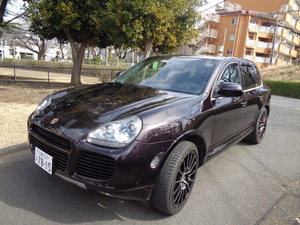 PorscheCayenne・4.5-V8-turbo-4WD・デイ-ラー・left・パドル・本革・Sunroof・Navigation・TV