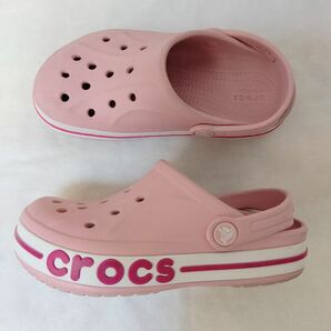 クロックスキッズ19.5センチ crocs ピンク サイドロゴ