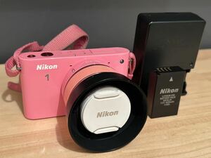 原0 Nikon ニコン J1 ピンク ミラーレス 一眼 レンズキット 10-30mm 美品 動作確認済み