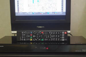 HDD2TB(WD) Panasonic DMR-BRZ2000/3番組同時録画可/B-CAS,リモコン出品です。