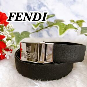 送料無料　ヴィンテージ　FENDI フェンディ メンズ シルバー ブラック ロゴ スクエア ベルト　レザー イタリア製　大きいサイズ