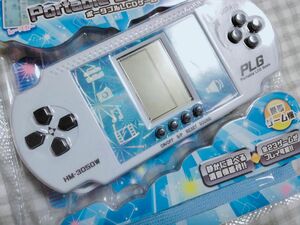 ゲーム機　全23ゲームで遊べる　ポータブルLCDゲーム　Portable LCD Game ストラップ セット 未開封