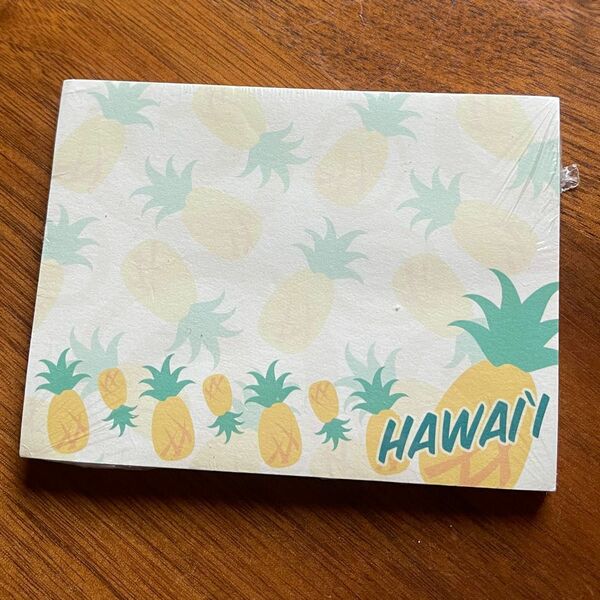 ハワイお土産　HAWAI パイナップル柄　付箋　ふせん　メモ　ノート