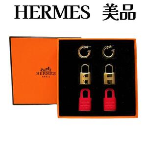  Hermes o- Kelly earrings Y stamp Gold 