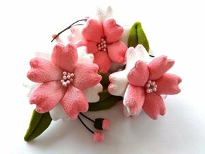 ちりめん細工 桜 さくら 3連 つるし飾り 縮緬 手作り 逸品 ハンドメイド 手芸品 498