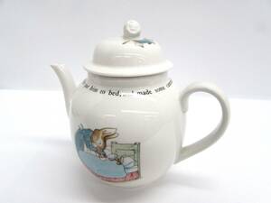 美品 WEDGWOOD ウェッジウッド PETER RABBIT ピーターラビット ティーポット ブランド 洋食器 茶器 英国製 陶磁器 口径7.3㎝ 高さ17.5㎝