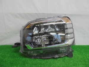 ダイハツ／タフト　LA900S　左ヘッドランプ　LED　コイト100-6907D　No.238213【品番　81150-B2B40】