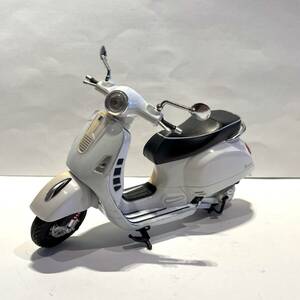 Vespa GTS 300 Super ヴェスパ　フィギュア