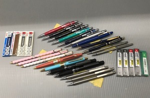 あ//J6656 【良品】シャープペンシル　21本　いろいろまとめて　替芯　9個付き　おまけ　文具