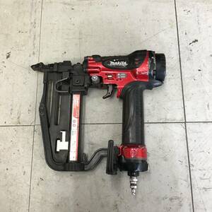 【中古品】マキタ/makita 高圧フロアタッカ AT450HA ■送料無料・代引き・店頭受取対応■