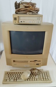 ジャンク品 Apple Macintosh アップル マッキントッシュ パソコンperforma 5270