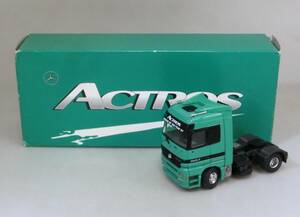 ◇☆16)Mercedes-Benz Actros メルセデス ベンツ アクトロス トレーラーヘッドのみ 1/50スケール グリーン 破損あり ジャンク◆