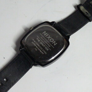 電池交換◆NIXON ニクソン 腕時計 HOT STEPPER THE SHUTTER アナログ クオーツ スクエア 2針 文字盤 ブラック の画像6