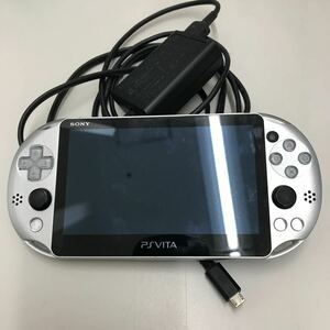 PlayStation Vita本体 充電器付き PSVITA本体 PCH-2000　9711
