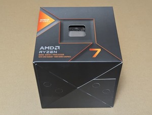 AMD Ryzen 7 8700G BOX 未使用品