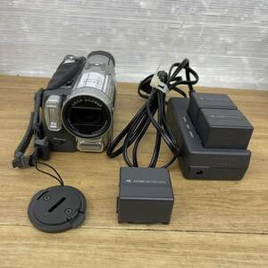 送料無料S83556 Panasonic MiniDV ビデオカメラ NV-GS70 パナソニック