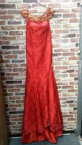 送料無料S78801 ドレス　赤　ステージ衣装　　レディース　ドレス　オフショルダー　パーティー　夜会　スパンコール　３６ 美品良品