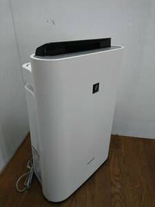 送料無料け56815 SHARP 加湿空気清浄機 KC-E70-W　高濃度プラズマクラスター7000