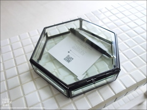 真鍮コレクションケースHEXA ガラスケース ショーケース 小物入れ 手作り 展示ケース ジュエリーケース 新品 エスニック ハンドメイド 什器