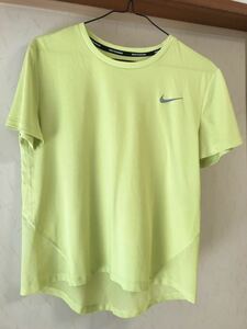 NIKE RUNNING トレーニング ウェア フィットネス DRI-FIT ナイキ 半袖Tシャツ ランニング ライトグリーン　ドライフィット