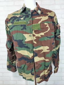 1992年製 イタリア軍 ウッドランド　迷彩 カモフラ ミリタリー フィールドジャケット ARMY WL 放出品 036