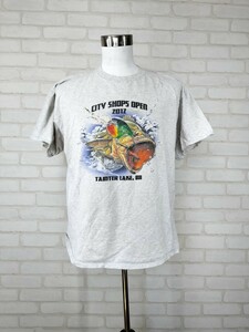 US アメリカ 古着 輸入品 半袖 プリント Tシャツ Tシャツサイズ XL 釣り CITY SHOPS OPEN 釣り フィッシング 091