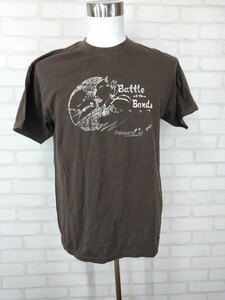 US アメリカ 古着 輸入品 半袖 プリント コットン Tシャツ 綿Tシャツ サイズ L Battle of the Bands ロック 音楽 T Gildan 茶 109