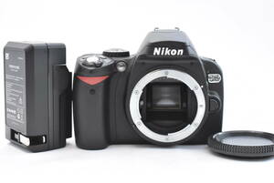 ★シャッター数 1467回★ Nikon ニコン D40x デジタル一眼カメラボディ (t5416)