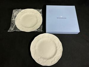 【O2-19】WEDGWOOD ウェッジウッド 皿 まとめて2点 1点未開封 STRAWBERRY AND VINE 箱付き