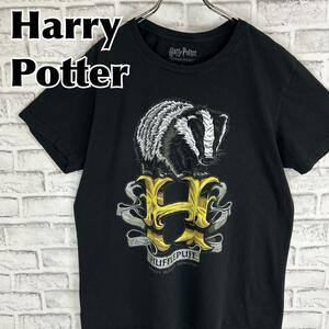 Harry Potter ハリーポッター ハッフルパフ Tシャツ 半袖 輸入品 春服 夏服 海外古着 映画 洋画 ムービー シネマ アニマル アナグマ