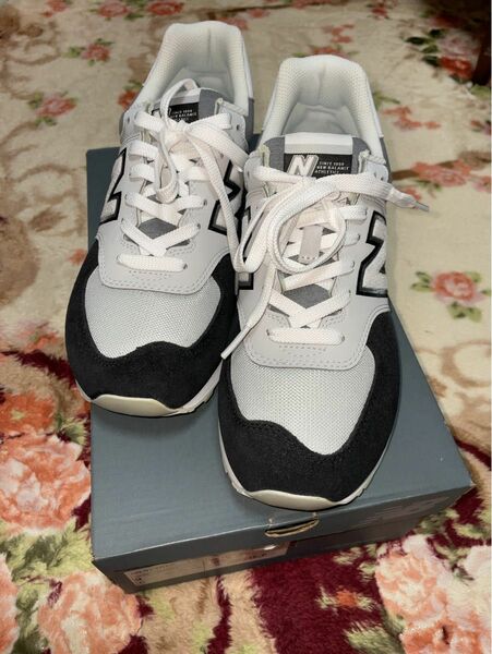 未使用　NEW BALANCE ローカットスニーカーML574NLC 27㎝　グレー色