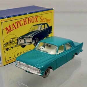 ★MATCHBOX 33B (シルバータイヤ) フォード ゼファー　6,5cm レズニー／マッチボックス★