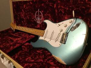 . редкость .Fender Custom shop 1954 Stratocaster Heavy Relic 2014 Teal Green Metalic( цельный корпус . очень толстый U шея )