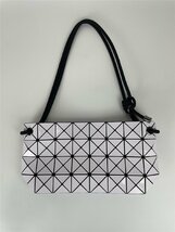 BAOBAO ISSEY MIYAKE★LOOP METALLIC★クロスボディ＆ショルダー ホワイト_画像2