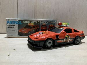 当時物　日産　PATROL　フェアレディ　300ZX　POLICE　ミニカー　APPLE