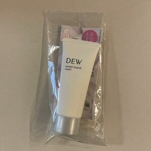 DEW スイートシャンティウォッシュ　洗顔料　20g