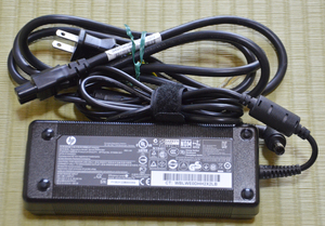 **HP PC attached AC adaptor [PPP016H](18.5V,6.5A,120W)