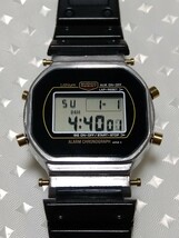 送料無料！★入手困難★1985年/ DW-5400C-9 ゴールド / 141F2★G-SHOCK コレクション。_画像1