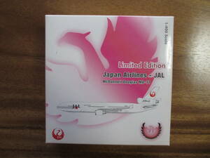 PhoenixModel　JAL　MD-11（JA8581 J-Bird　ヤイロチョウ)S=1:400