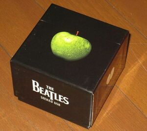 世界限定品（Limited Edition.Import）・ビートルズ（The Beatles）・「STEREO USBメモリ・エディション」