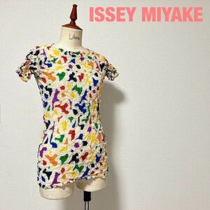 B0003★5 ISSEY MIYAKE イッセイミヤケ レディース ストレッチ トップス タイト ショート ポップコーントップス 総柄 size2